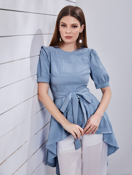 Mulvari Top de manga farol asimetrico con cinturon