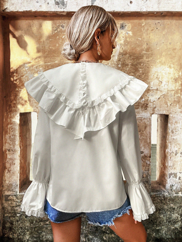 VCAY Blusa con bordado con ojal ribete con fruncido de manga con volante