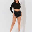 PETITE Shorts en mezclilla bajo crudo fuego con bordado