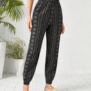 EMERY ROSE Pantalones zanahoria con estampado de paisley