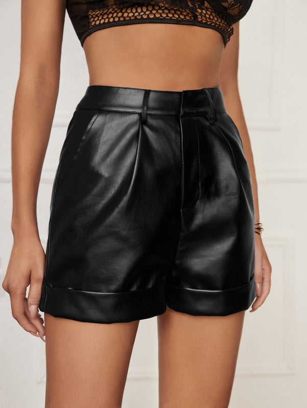 Tall Shorts bajo de doblez con fruncido PU