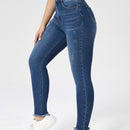 Essnce Jeans ajustados con lavado rasguno de gato bajo crudo