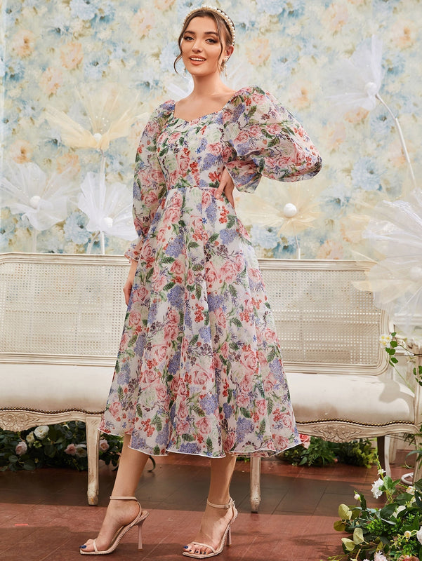 Modely Vestido floral de manga farol