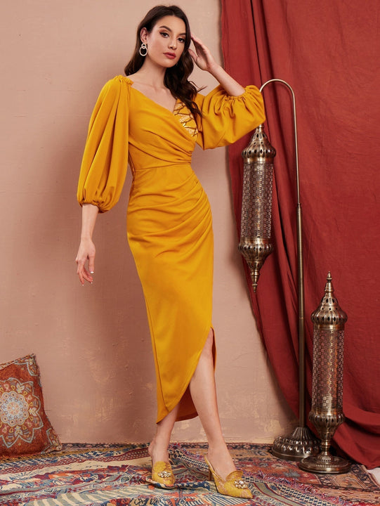 Mulvari Vestido de hombros descubiertos aplique con diseno con cinturon