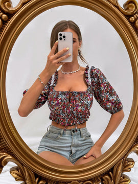Unity Top floral con cordon delantero de manga farol ribete con fruncido
