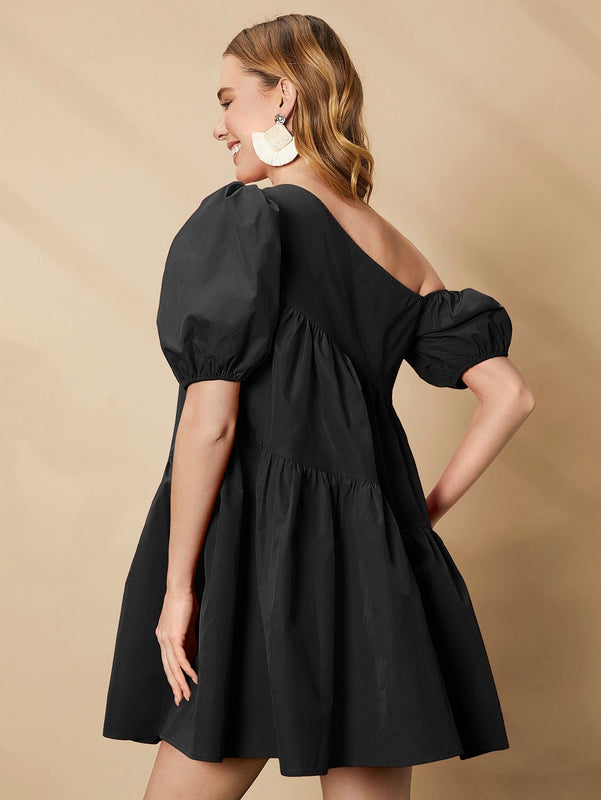 Vestido smock de cuello asimetrico de manga farol bajo con fruncido