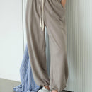 DAZY Pantalones Tapered Con Bolsillos Inclinados Y Cintura Ajustable Con Cordon