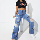 Jeans de pierna recta con estampado de mariposa desgarro