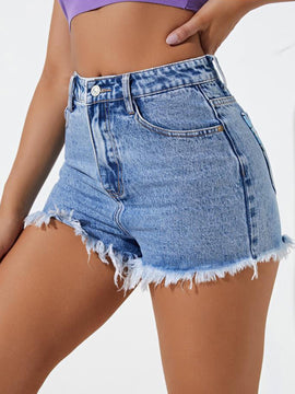 Shorts en mezclilla con estampado floral ribete sin dobladillo