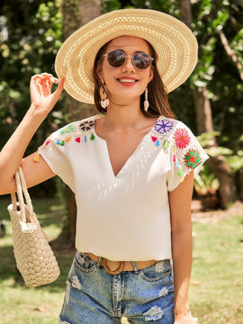 VCAY Blusa con patron floral con diseno de fleco de cuello de muesca