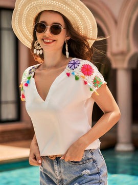 VCAY Blusa con patron floral con diseno de fleco de cuello de muesca