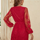Eilly Bazar Vestido de cuello cruzado de malla con bordado floral de manga farol con encaje