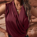 Clasi Blusa unicolor fruncido escote cruzado sin manga de saten