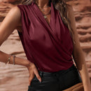 Clasi Blusa unicolor fruncido escote cruzado sin manga de saten