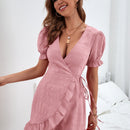 Prive Vestido cruzado con nudo lateral bajo con fruncido de manga farol