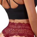 Ropa Interior De Encaje Con Decoracion De Lazo Y Transparencias