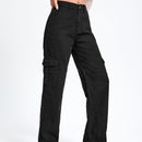Jeans cargo de talle alto con bolsillos con solapa