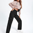 Jeans cargo de talle alto con bolsillos con solapa