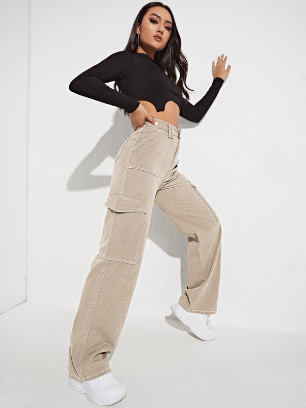 Jeans de talle alto con bolsillo lateral