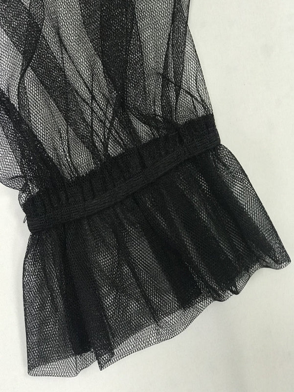 Eilly Bazar vestido ajustado de manga farol de malla transparente