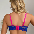 Sensual conjunto de sujetador push-up con aro y braguita triangular con encaje en colores contrastantes, copa B