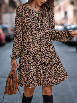 Vestido smock con estampado de manga farol bajo con fruncido