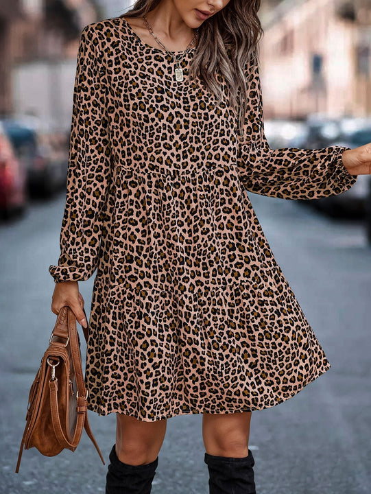 Vestido smock con estampado de manga farol bajo con fruncido