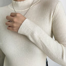 DAZY Sueter De Punto Solido Con Cuello Alzado