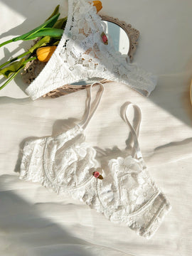 Set de lenceria con aro con encaje floral