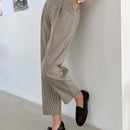 Dazy pantalones con estampado de cuadros con detalle plegado y bolsillo lateral inclinado