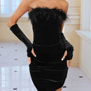 X Antonella   Vestido ajustado bustier ribete lanudo fruncido con 1 par guantes