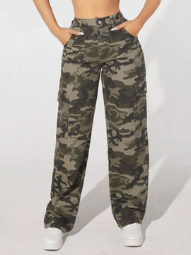 PETITE Jeans cargo con estampado de camuflaje con bolsillo con solapa