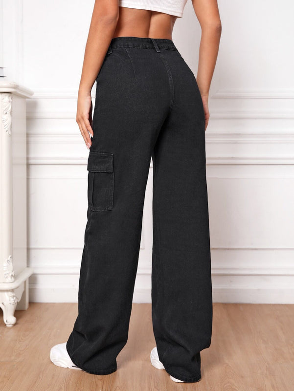 Tall Jeans cargo de talle alto con bolsillo con solapa