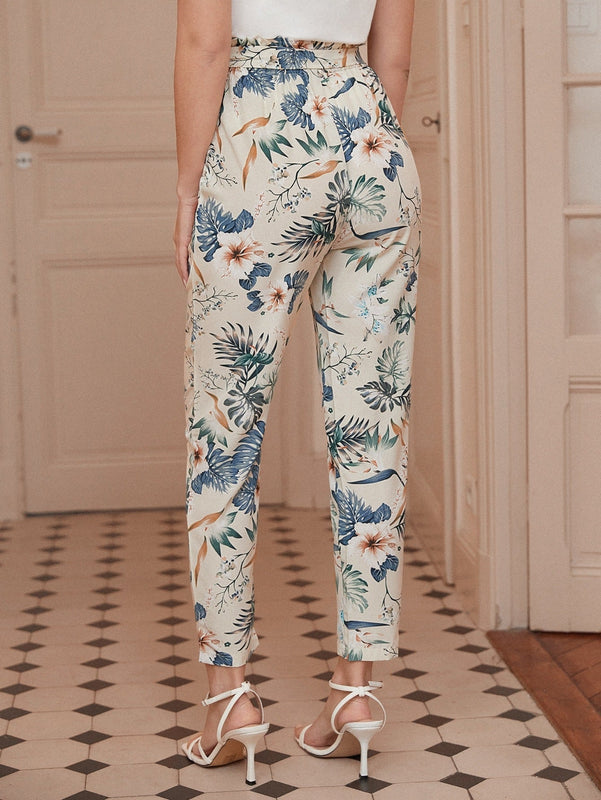 Frenchy Pantalones con cinturon con volante con estampado floral