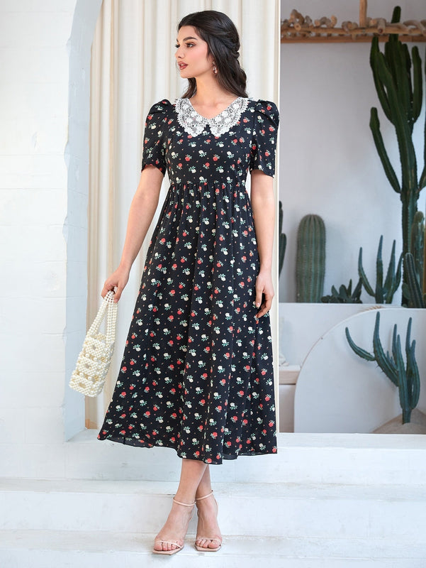 Mulvari Vestido con estampado floral con encaje en contraste cuello de manga farol