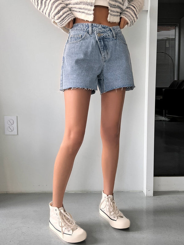 DAZY Shorts De Mezclilla Para Mujeres Con Cintura Asimetrica Y Ajuste Holgado