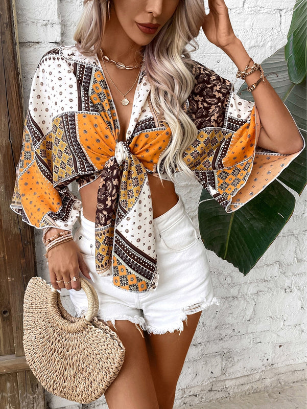 VCAY Top crop con estampado de panuelo con paisley con cordon delantero