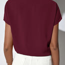 Blusa con encaje en contraste de manga murcielago