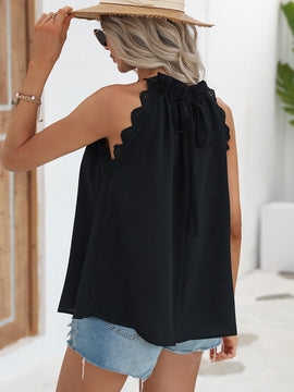 LUNE Blusa ribete con encaje de cuello halter con cordon trasero