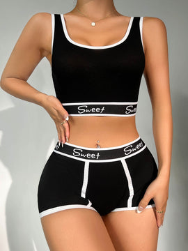 Set de lenceria con estampado de letra unido en contraste