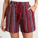EMERY ROSE Shorts con estampado geometrico con fleco de cintura con cordon