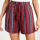 EMERY ROSE Shorts con estampado geometrico con fleco de cintura con cordon