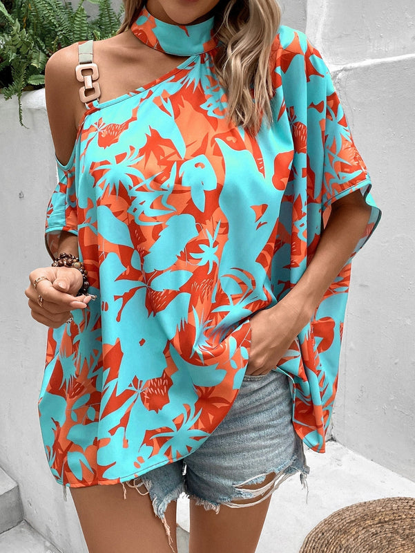 VCAY Blusa con estampado floral de cuello asimetrico con diseno de cadena