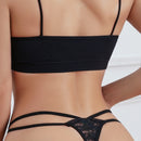 Tangas con mariposa aplique con abertura