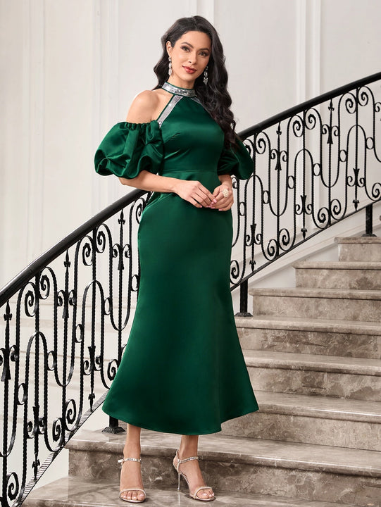 Modely Vestido de hombros descubiertos de manga farol bajo sirena de saten sin cinturon