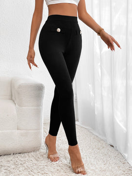 Pantalones ajustados de talle alto con diseno de boton