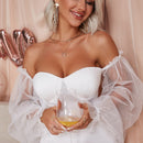 Eilly Bazar vestido ajustado de manga farol de malla transparente