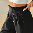 Pantalones de cintura con volante con boton con fruncido