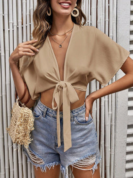 VCAY Camisa crop de manga murcielago con nudo delantero