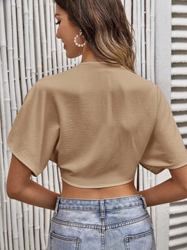 VCAY Camisa crop de manga murcielago con nudo delantero